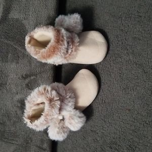 💰3 for $15💰 Baby Fuzzy Boots
